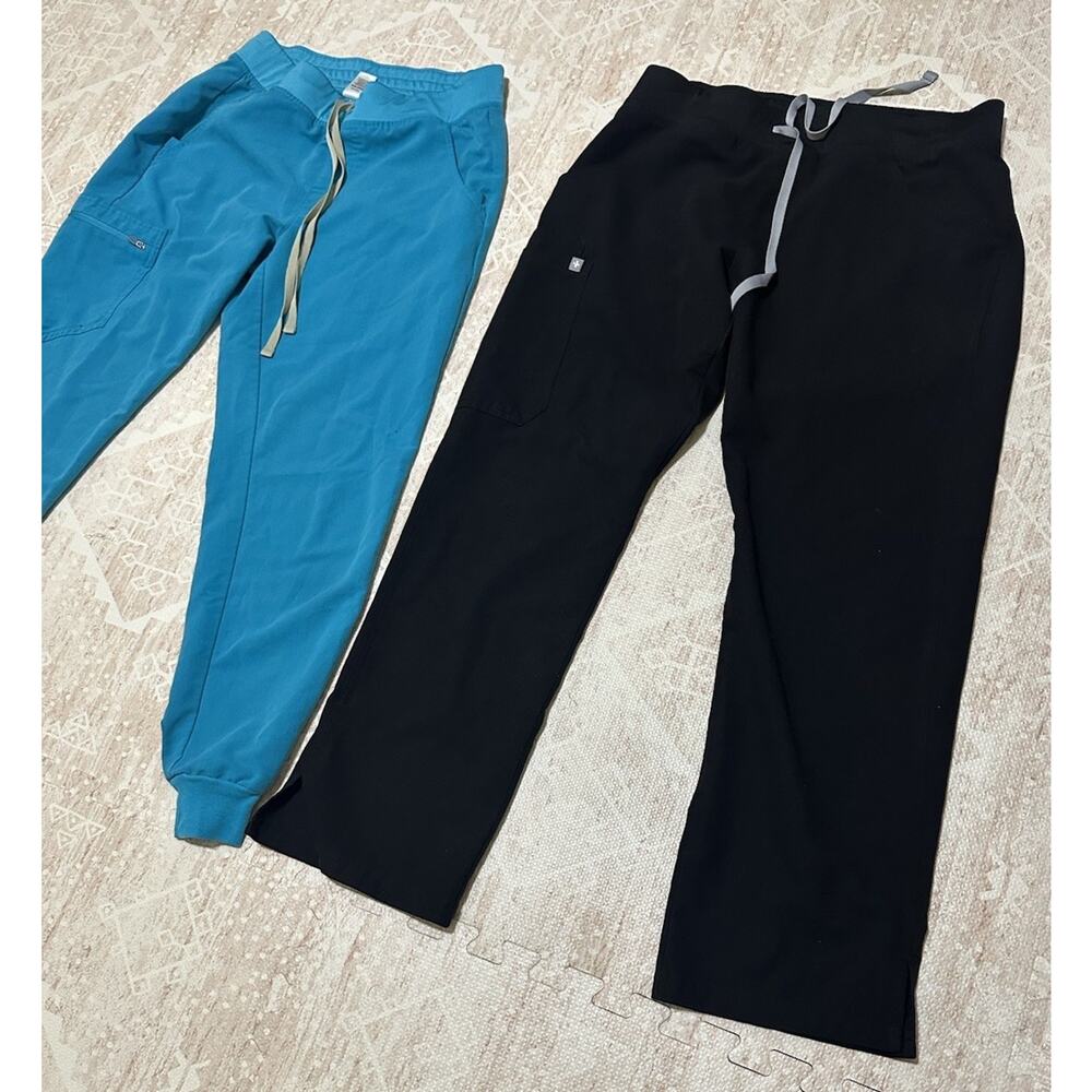 Figs Lot of 2 Scrub Bottoms Womens Zamora Joggers, Kade Pants Size M /petite